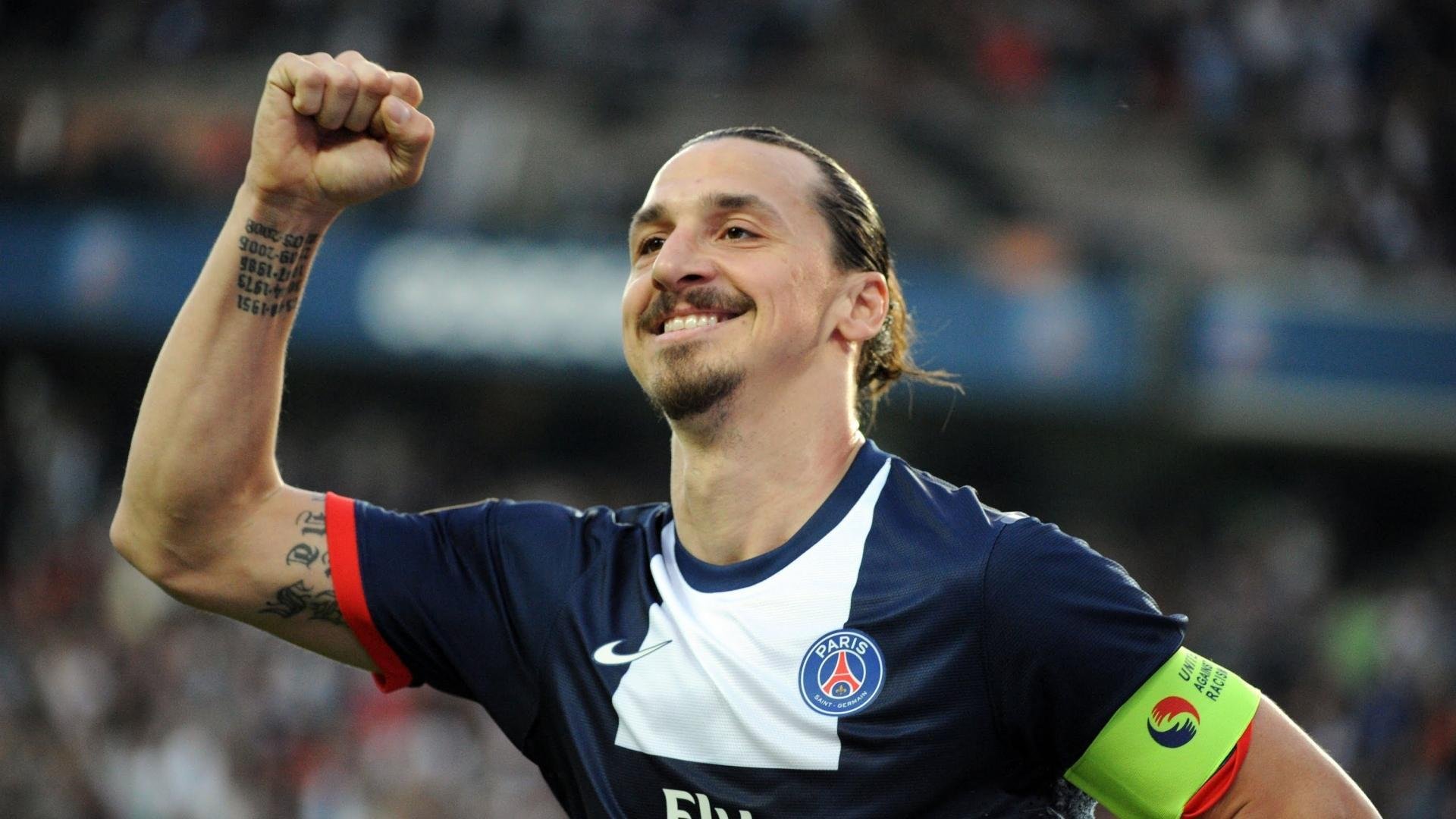 查默斯冲线瞬间引爆全场欢呼，查默斯港